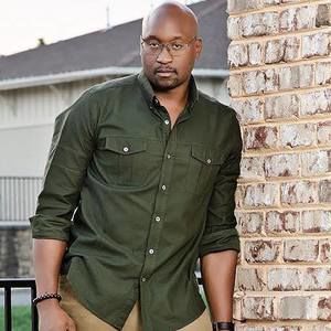 Meet your Posher, Derek